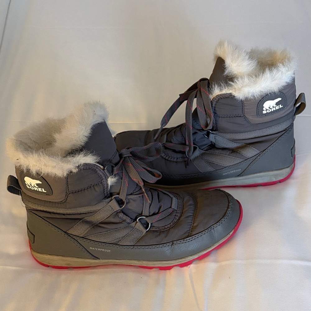 Sorel Women's Whitney Short Laced Snow Boots
